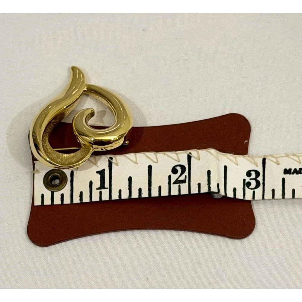 Vintage Napier Gold Tone Open Heart Brooch